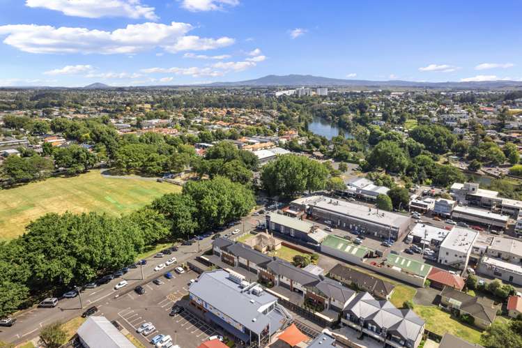 2/15 Cook Street Hamilton East_16