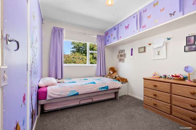 16 Kiernan Place Kelston_9