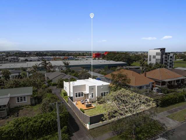 $95k UNDER CV - SOLID 1940'S ART DECO