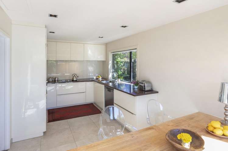 10A Peel Street Strowan_6