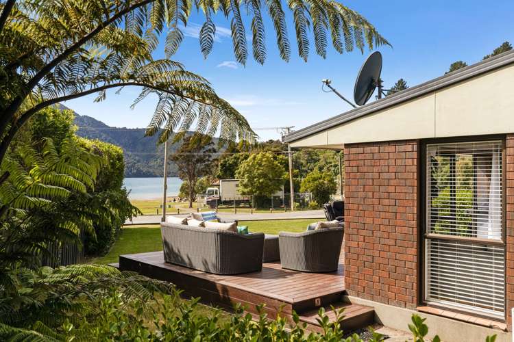 1992 Queen Charlotte Drive Marlborough Sounds_33