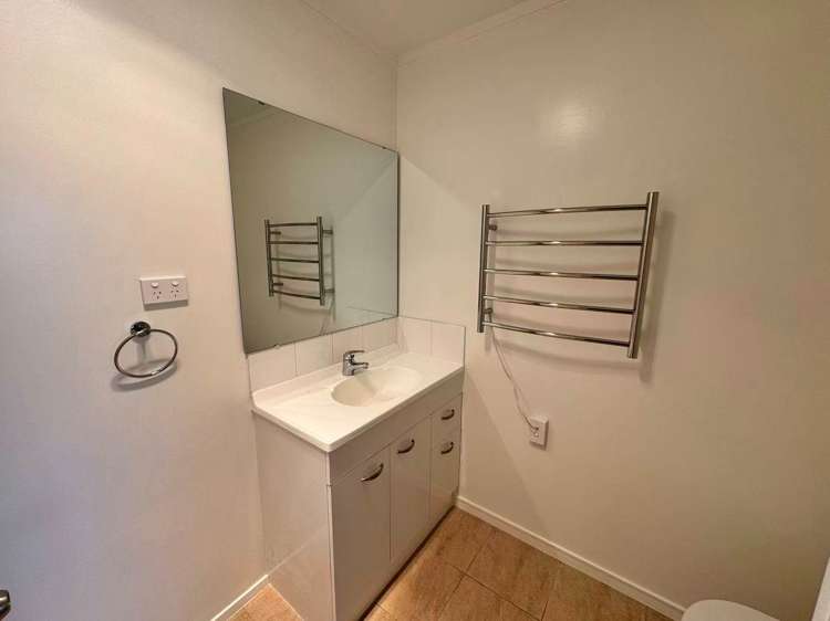 9/336B East Coast Road Mairangi Bay_16