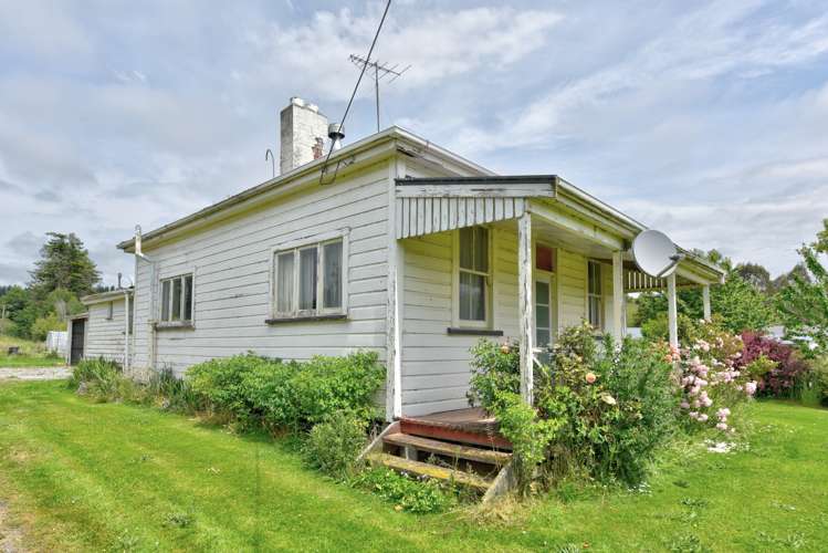 38 Scotswood Street Waikaia_3