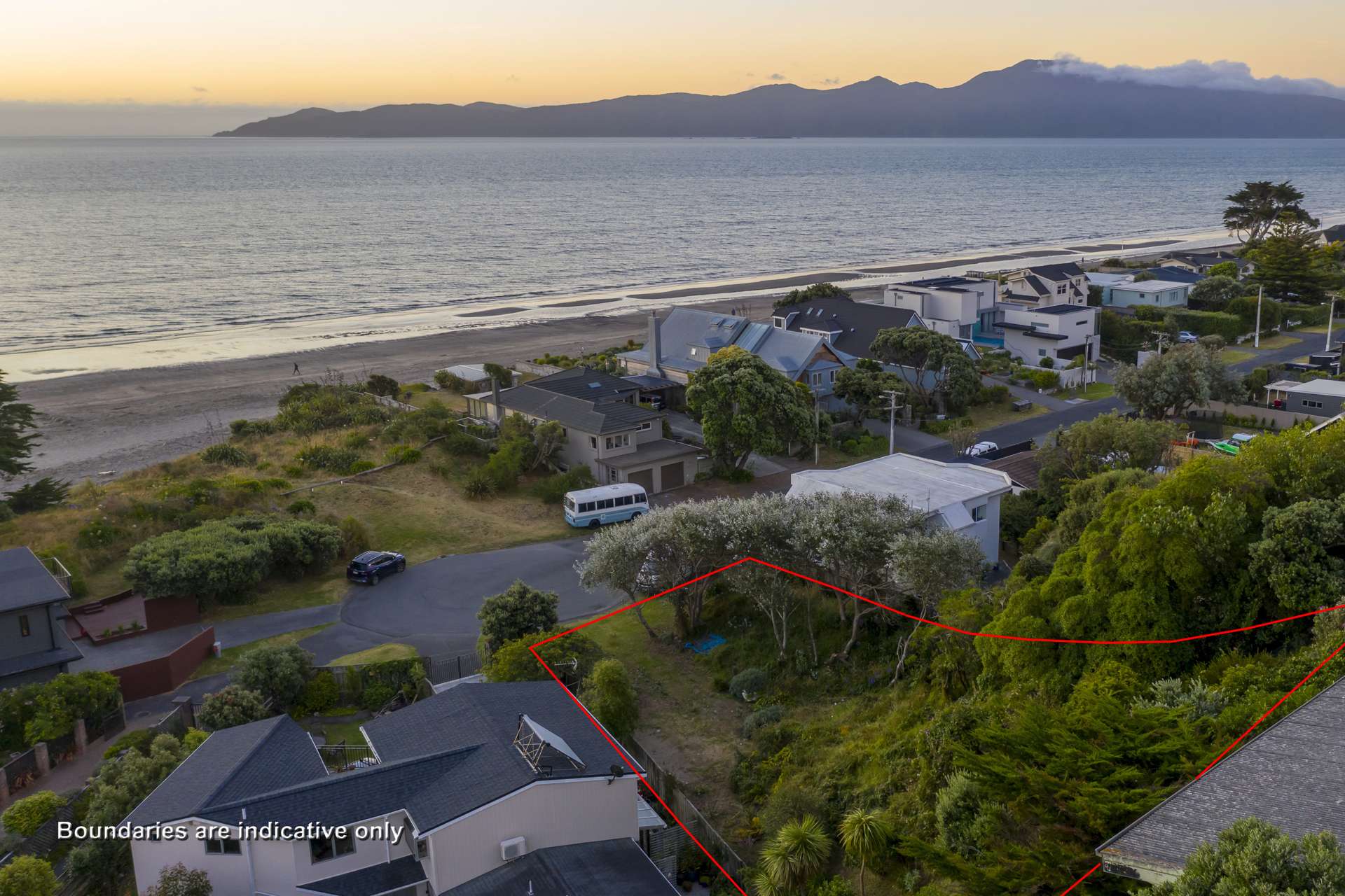 19 Groves Road Raumati Beach_0