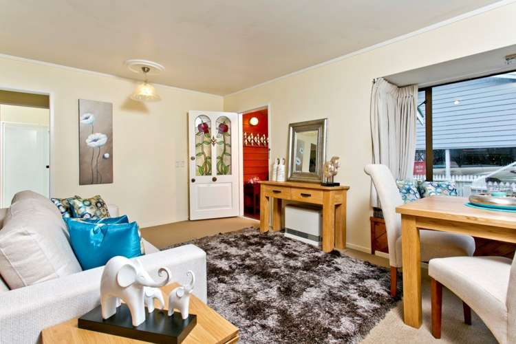 2/12 Esmonde Road Takapuna_4