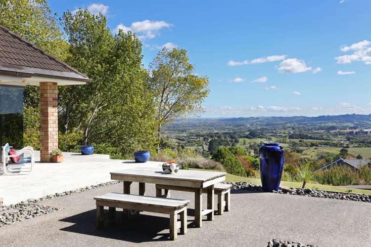 96 Awanui Rise Papakura_15