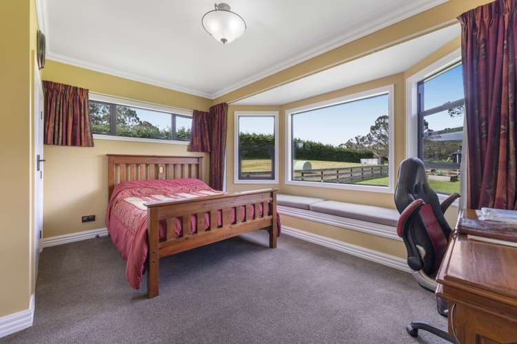 736 Tukairangi Road Kinloch_13