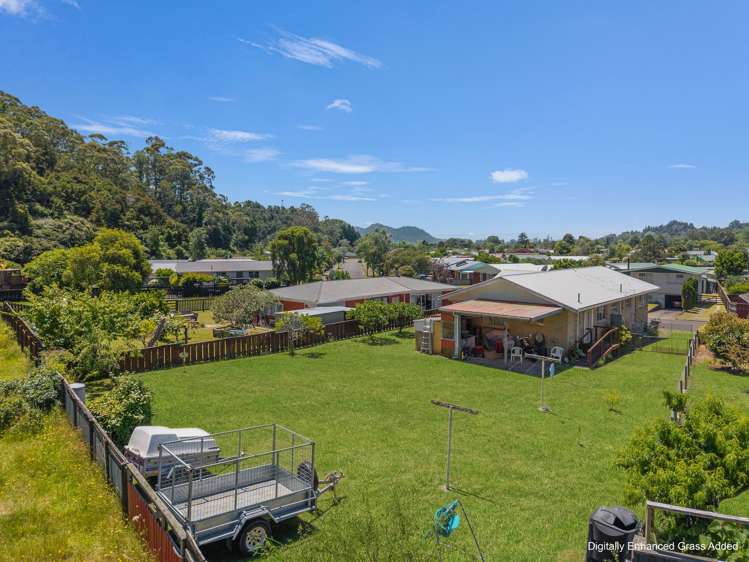 57 Holyoake Crescent_3