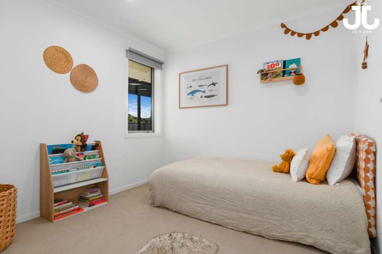 56 Whakaturou Crescent Pyes Pa_18