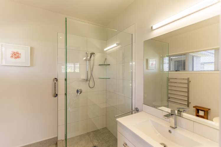 19 Drake Crescent Awatoto_18