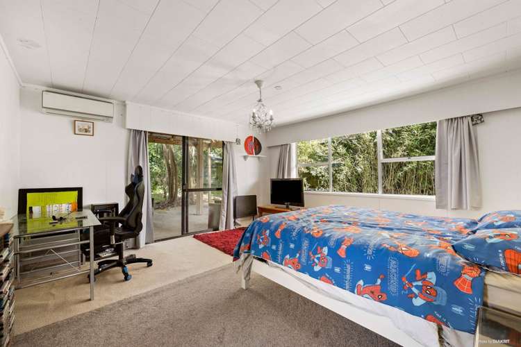 49 Felgrove Street Glendene_15