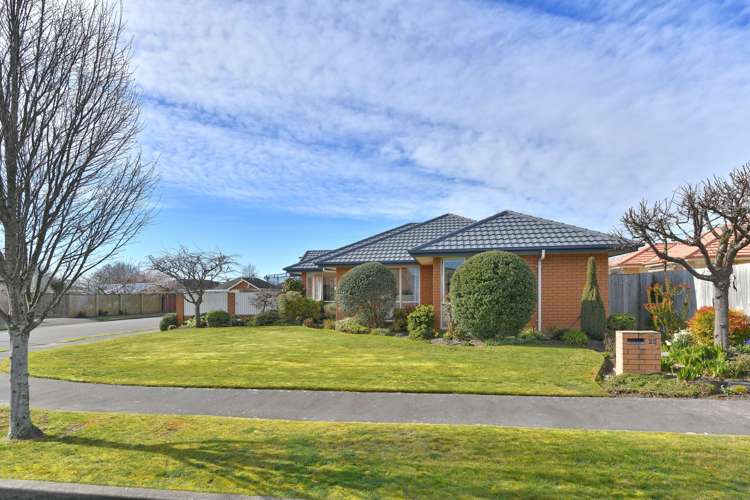25 Becmead Drive Harewood_19