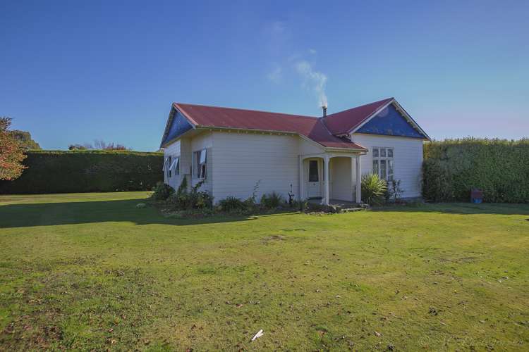 5 Main Road Pleasant Point_19