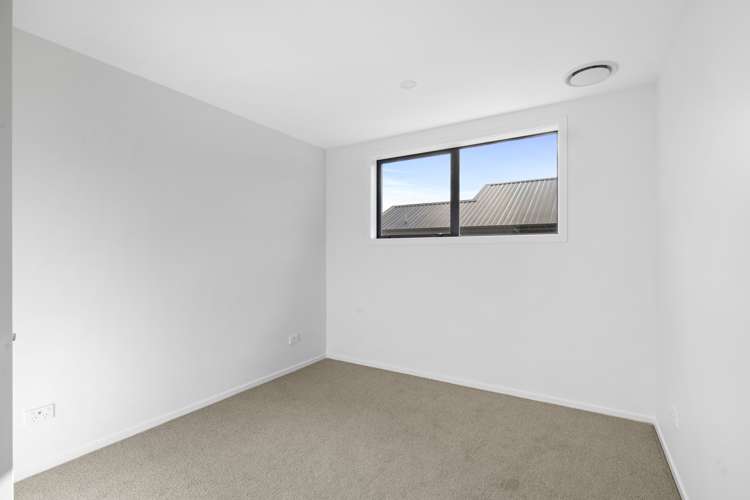 79 Magnum Drive Cromwell_9