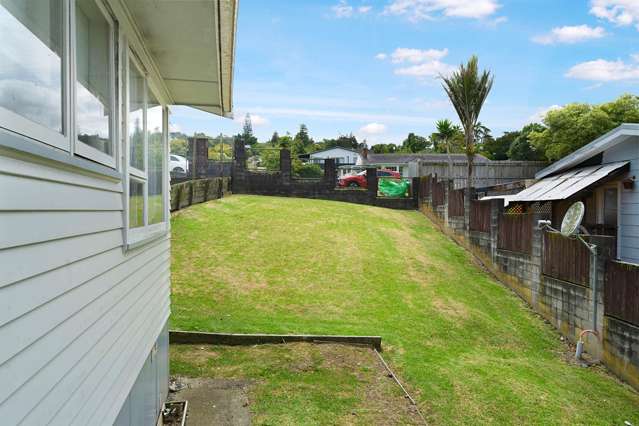 107 Captain Scott Road Glen Eden_3