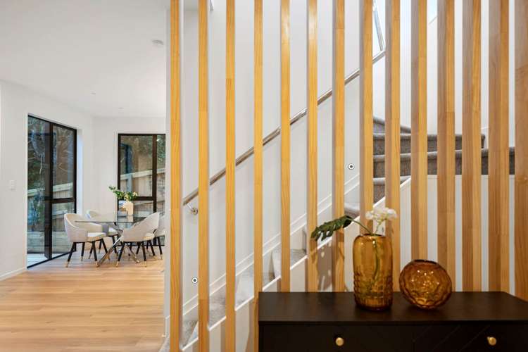 296a East Coast Road Forrest Hill_10