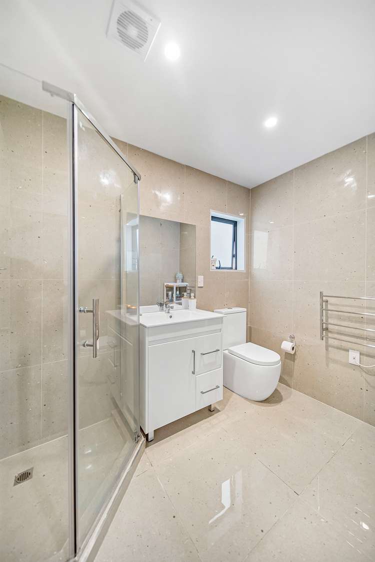 83a Buckland Road Mangere East_23