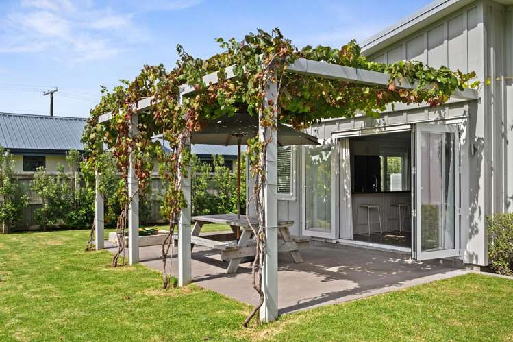 12 Tuamotu Park Wainui_11