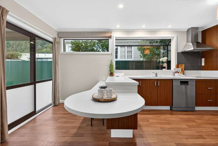 54 Wilkie Crescent Naenae_19