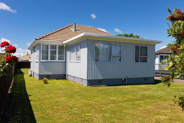 10 Collett Street Dannevirke_1