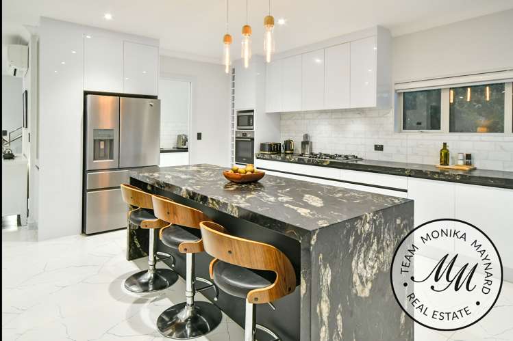 26 Michael Bosher Way Flat Bush_10