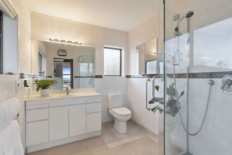 31 Ridge Road Waiake_12