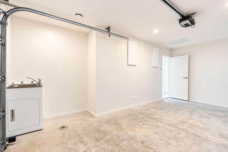 16B Atutahi Street Hurdon_23