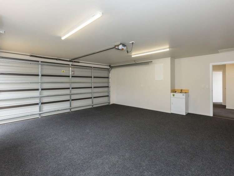 23 King Charles Drive Kingsley Heights_13