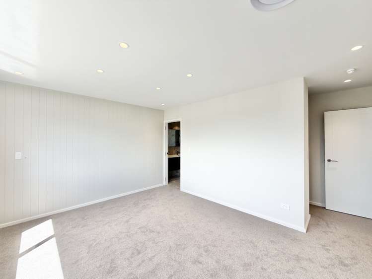 101 Skulander Crescent Millwater_13