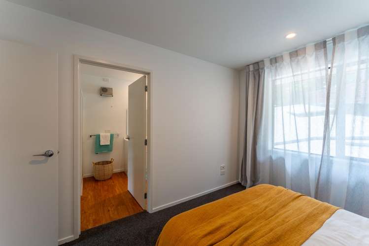 20 Apsley Street Glenwood_8