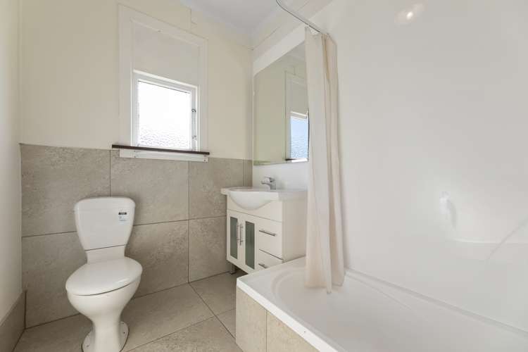 6 Brian Bary Street Redwoodtown_24