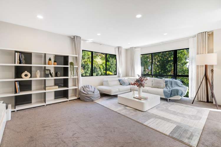 2/7 View Road Glenfield_1