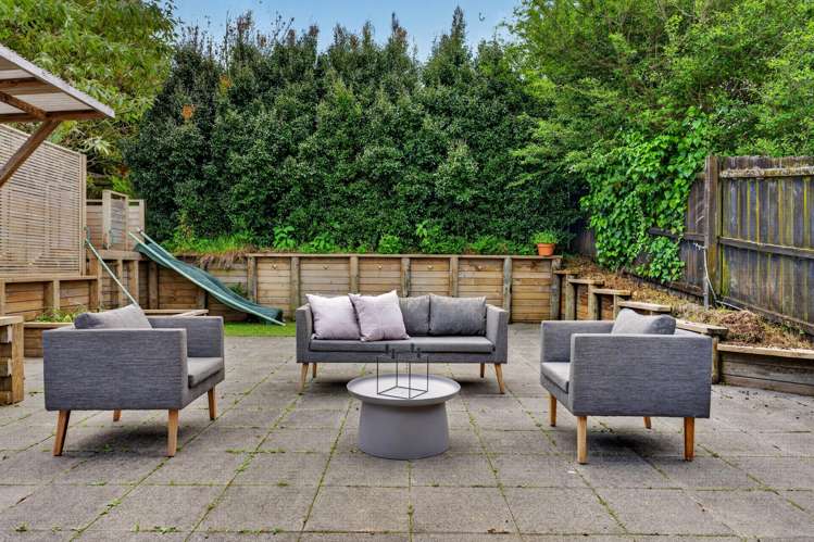 44 Kemp Road Massey_11