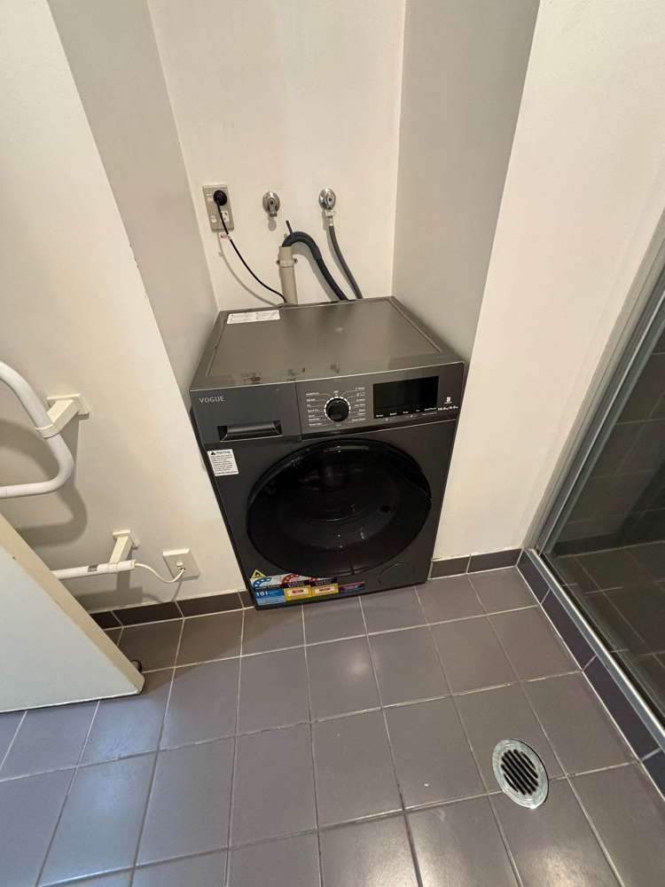 3G/32 Eden Crescent City Centre_5