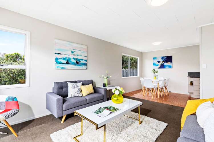 1/21 Santiago Crescent Unsworth Heights_6