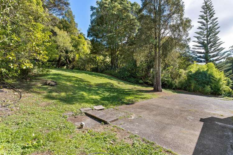 12 Tui Crescent Waiatarua_25