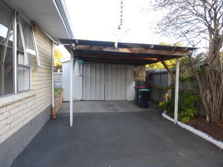 60 Denise Crescent Hornby_14