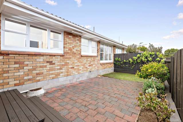 3/50 Turama Road Royal Oak_3