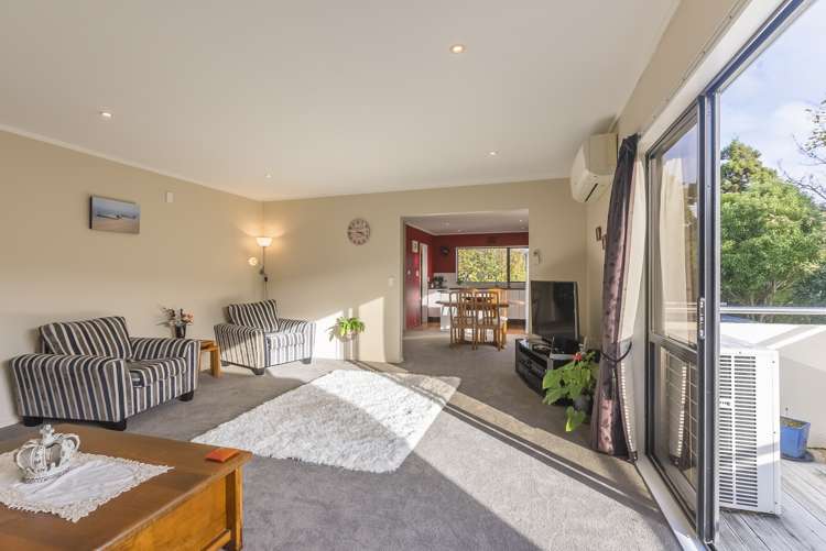 1/14 Duncan Street Tawa_2