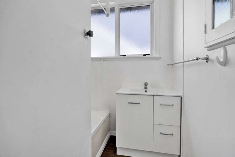 5 Derby Street Eltham_11