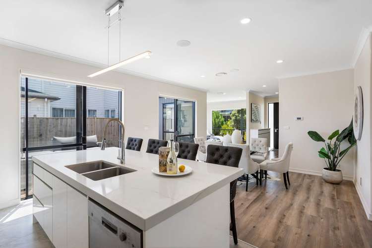 6 Irving Place Hobsonville_5