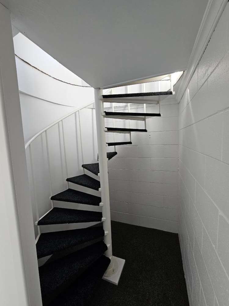 10 Paritutu Road 2164_19