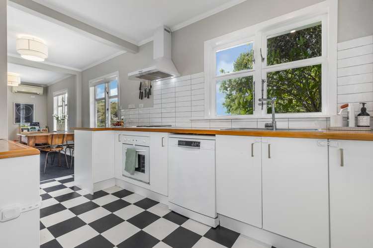 31 Airlie Road Plimmerton_9