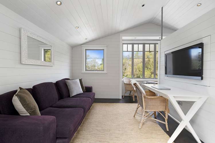 20 Seabreeze Road Narrow Neck_29