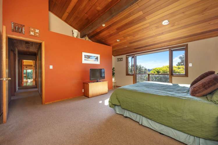 11a Longfellow Parade Glen Eden_15
