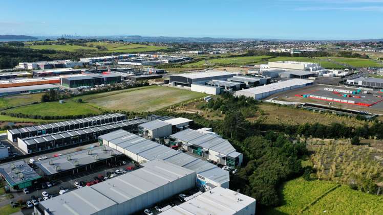6/9A Northside Drive Whenuapai_12