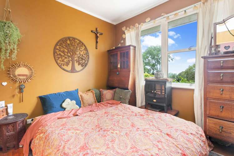 3 Bush Road Waiatarua_8