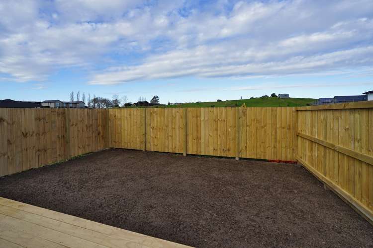 2/6 Tiro Place Rototuna North_15