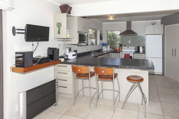 127 Linton Crescent Whangamata_2