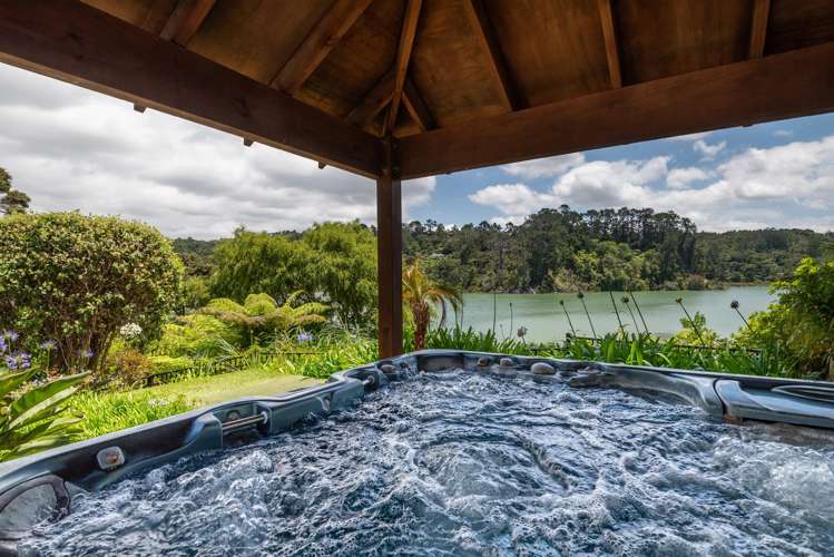 14 Oscar Road Greenhithe_20